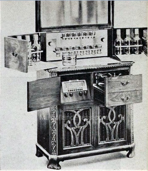 Chippendale Radiobar 1940